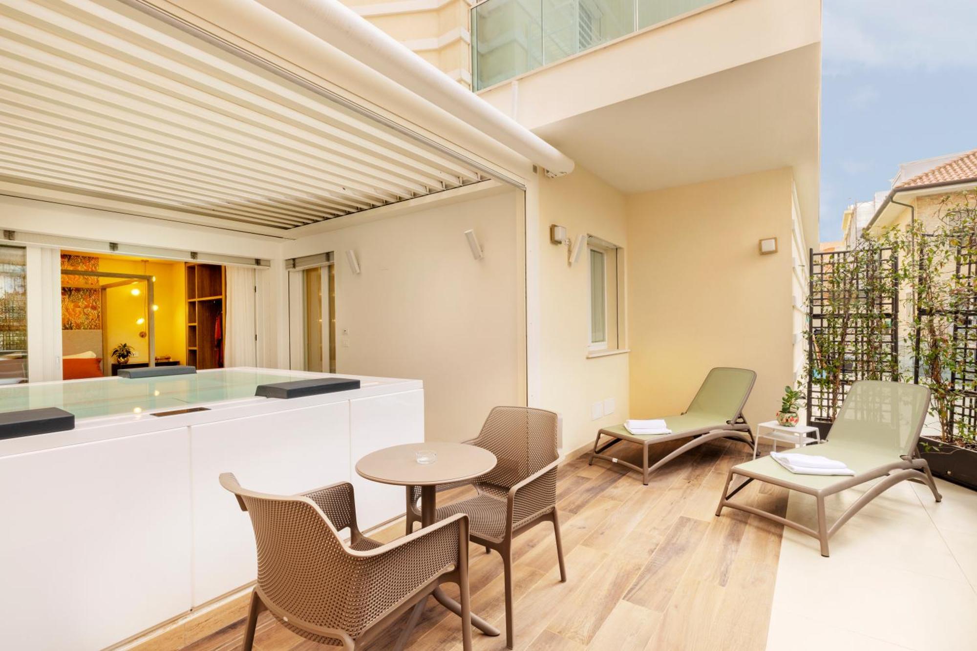 Apartment Besuite *